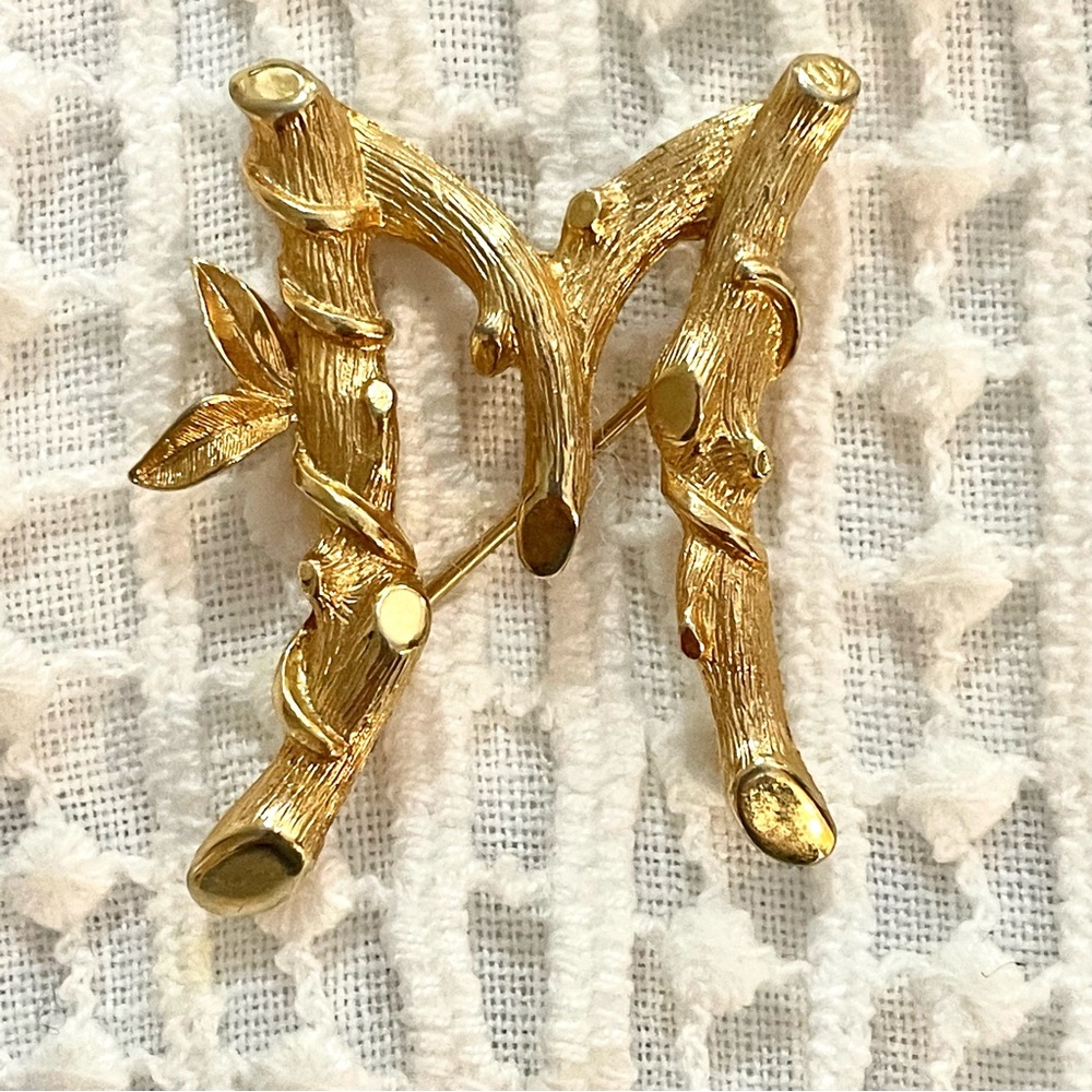 Sarah Coventry Vintage Gold Initial M Brooch